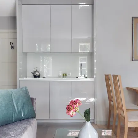 Deco By Oneapartments 索波特