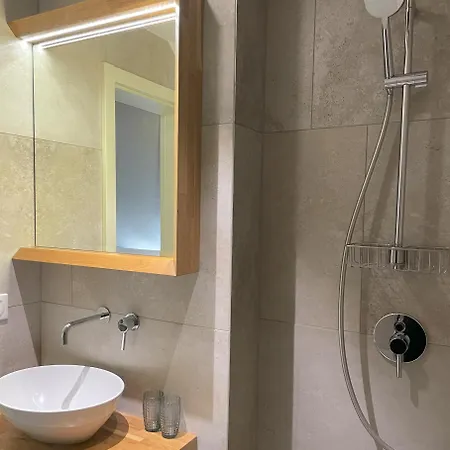 Deco By Oneapartments 公寓 *