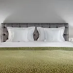 Deco By Oneapartments 索波特